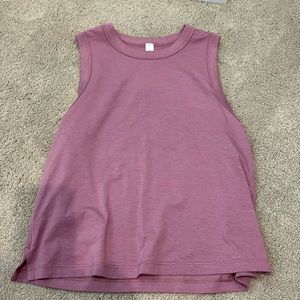 Lululemon short sleeve cutoff workout top.